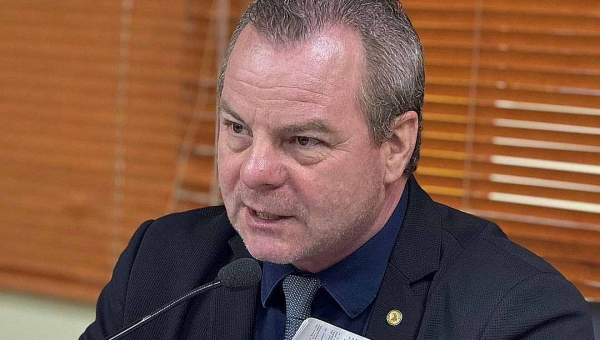 Pedro Longo sofre ruptura do ligamento do tendão e será submetido a uma cirurgia