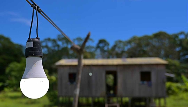 Acre não realizou nenhum atendimento em 2024 para atender comunidades isoladas com energia elétrica, diz Idec