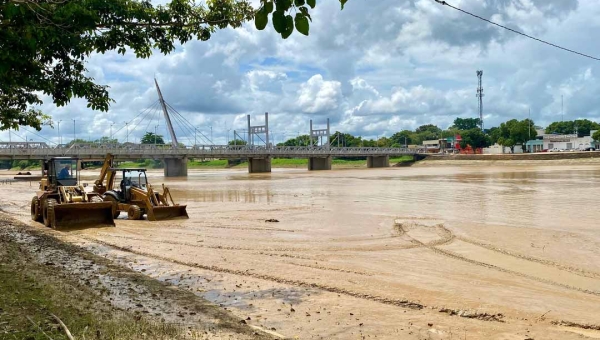 Nível do Rio Acre segue em queda e atinge menor marca do mês de março na Capital