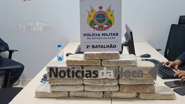 Prejuízo para a bandidagem! Polícia Militar apreende caminhonete com mais de 18 kg de crack em Rio Branco