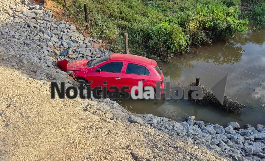 Mulher sofre grave acidente no Ramal do Barro Vermelho após perder o controle do veículo que conduzia