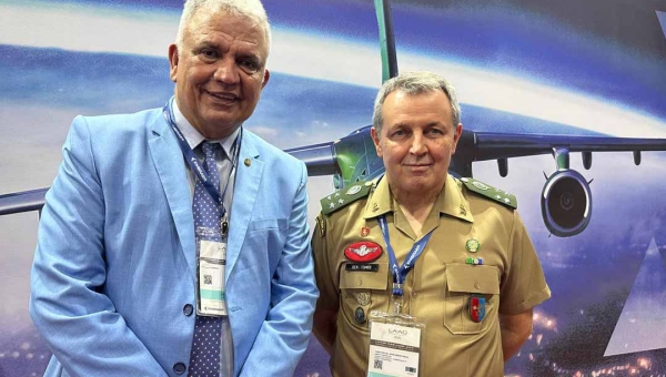 Petecão destaca segurança nas fronteiras durante maior feira de defesa da América Latina