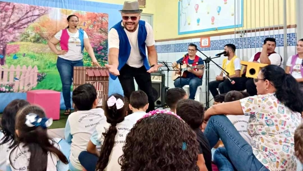 Documentário sobre trajetória do “Poeta da Baixada” será lançado em abril na Capital acreana