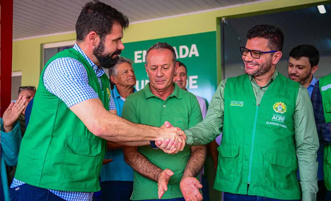 Gladson Camelí entrega primeira etapa da revitalização da Unidade Mista de Saúde em Acrelândia