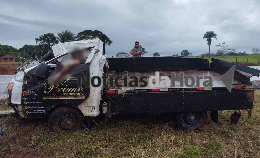 Tragédia na rodovia! Empresário morre preso às ferragens após capotamento na BR-317, no Acre