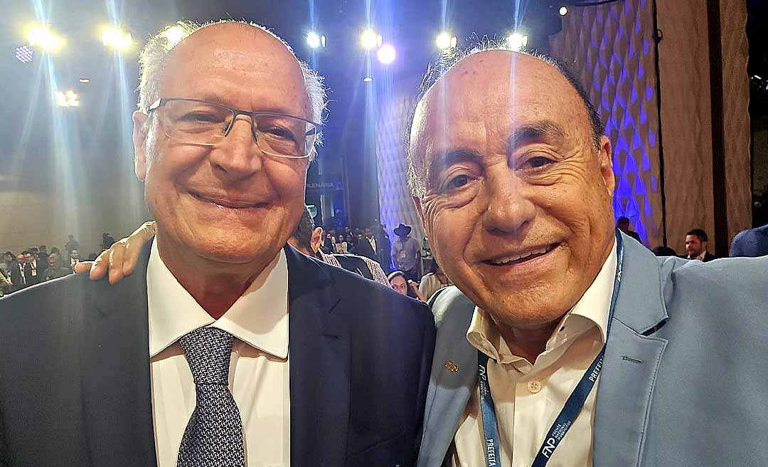 Em Brasília, Prefeito de Rio Branco participa de reunião geral da FNP e é destaque