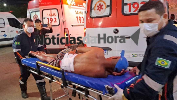 Homem é esfaqueado após desentendimento no bairro 6 de Agosto, 2° Distrito da Capital