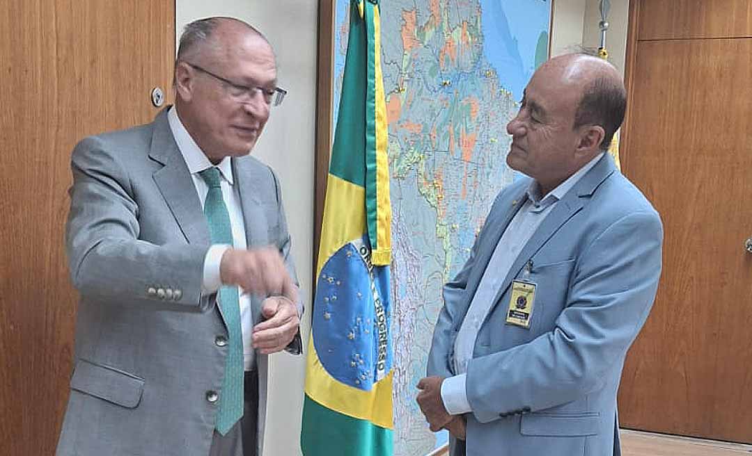 Bocalom discute meio ambiente e segurança pública com Alckmin em reunião no Ministério do Desenvolvimento
