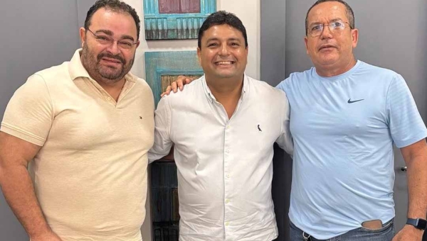 Prefeito Frank Barros discute fortalecimento cultural de Boca do Acre com secretário de Cultura do Amazonas