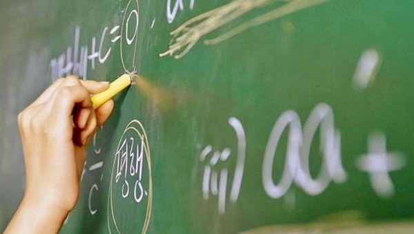 Mais de 69% dos professores no Acre são temporários, aponta Censo Escolar; sindicato denuncia precarização na Educação pública