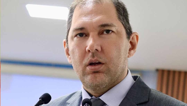 “Estamos construindo um parlamento mais moderno, justo e comprometido", diz Joabe Lira sobre os 100 primeiros dias à frente da Câmara