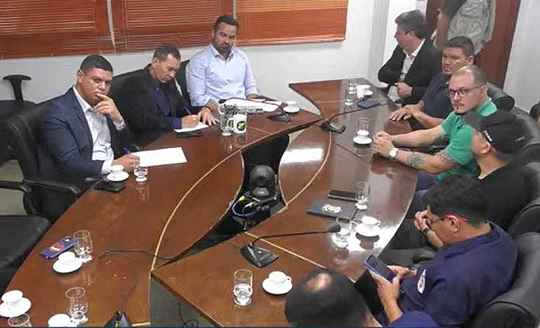 Reunião na Aleac escancara caos na Segurança Pública do Acre e lideranças não descartam paralisação: ‘a gente vai parar esse Centro’