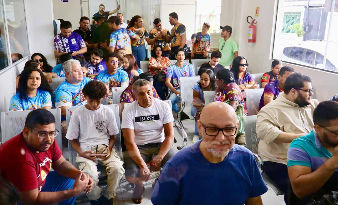 Liga das Quadrilhas protesta contra corte de verba da gestão municipal para festejo junino em Rio Branco