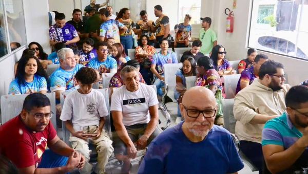 Liga das Quadrilhas protesta contra corte de verba da gestão municipal para festejo junino em Rio Branco