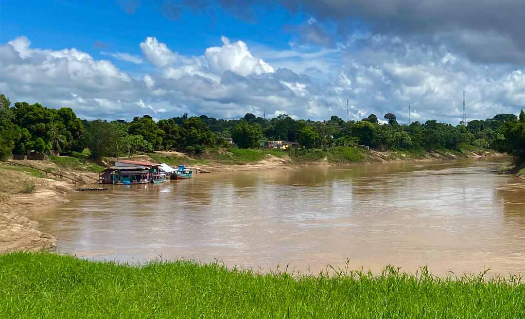 Rio Acre sobe quase um metro e meio em 24 horas na Capital: “Resultado das chuvas e grande volume de água na bacia”