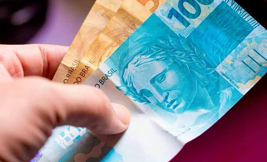 Com reajuste de 7,37% salário mínimo de R$ 1.630 é proposto para 2026; projeção de aumento é de menos de R$ 2 mil até 2029