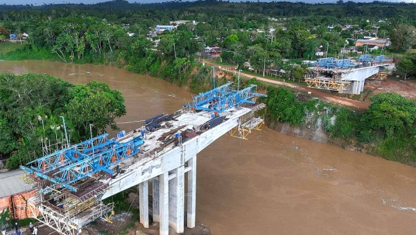 Ponte do Sibéria, em Xapuri, deve ser inaugurada em setembro, diz governo
