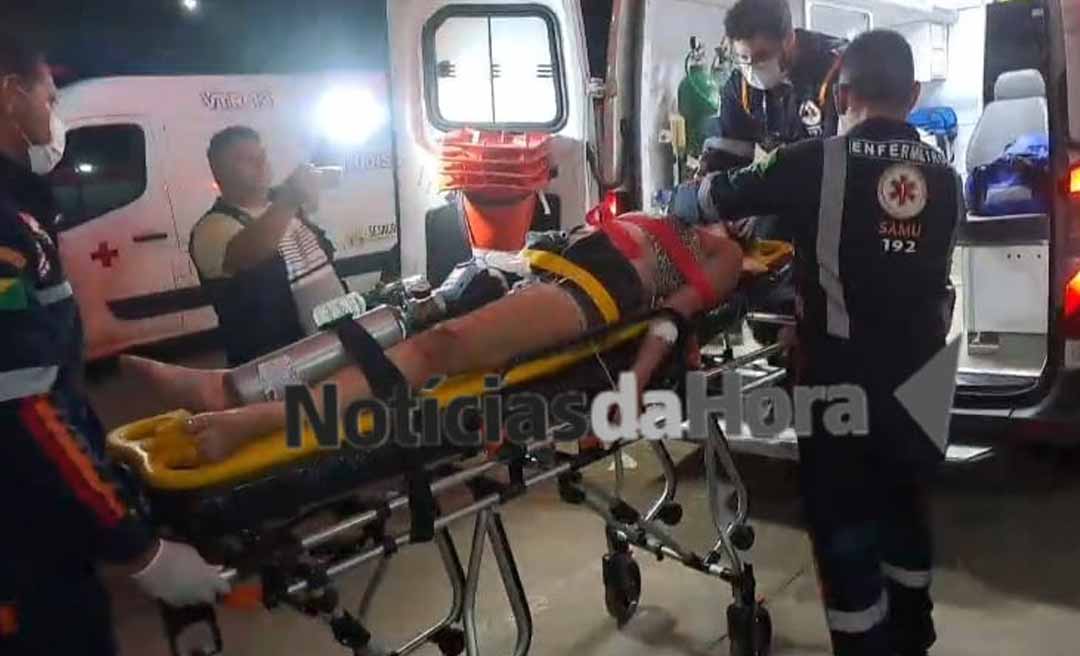 Mulher fica em estado gravíssimo após cair de motocicleta em ramal de Rio Branco