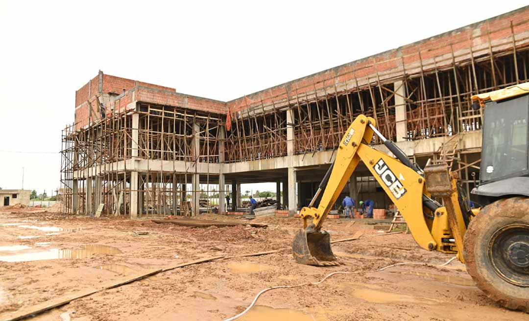 Acre fecha março com o metro quadrado mais caro do País para se construir