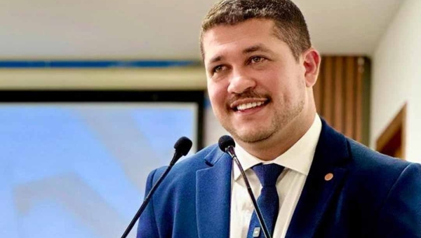 Vereador Moacir Júnior propõe criação do Dia do Motoboy em Rio Branco