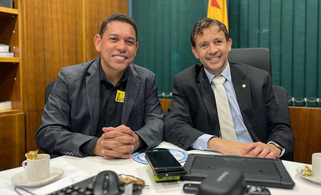 Em Brasília, prefeito Jerry celebra parceria com deputado Eduardo Veloso e garante mais recursos para Assis Brasil