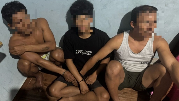 Polícia Civil prende trio suspeito de tráfico em Mâncio Lima e apreende arma e cocaína