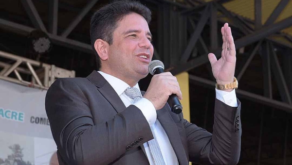 Governo anuncia pagamento de abril para os dias 25 e 26