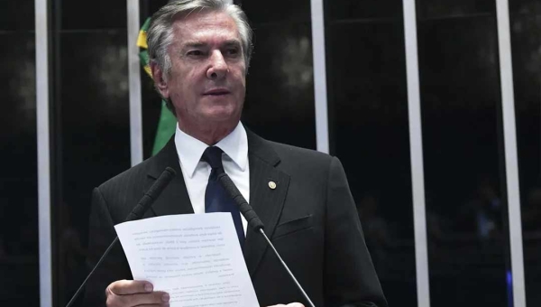 Moraes manda prender ex-presidente Fernando Collor