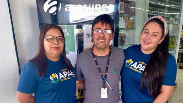 O trabalho como ferramenta de inclusão social: Como a responsabilidade por meio de um ofício ajuda na socialização de 13 alunos atendidos na Apae Rio Branco