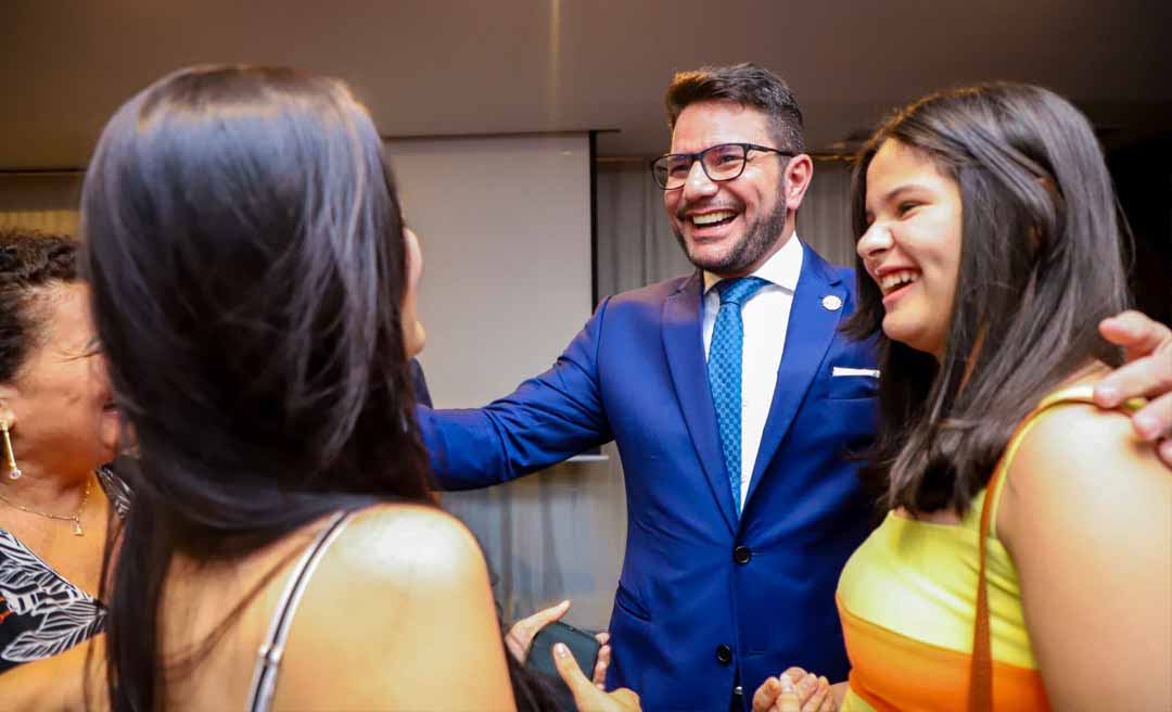 Mais de 4,3 mil servidores foram empossados em concursos públicos do governo nos últimos 6 anos