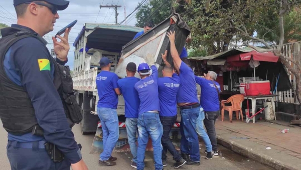 Prefeitura de Rio Branco diz que retirada de bancas de ambulantes nas proximidades do HUERB atendeu recomendação do MPAC