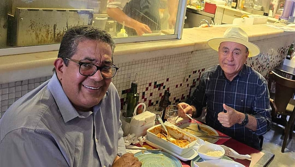 Bocalom visita Mercado de São Paulo e fala de inovações em ampliação do Elias Mansour, em Rio Branco