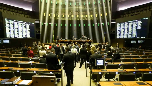 Câmara pode votar urgência em Projeto de Lei que prevê aumentar número de deputados federais