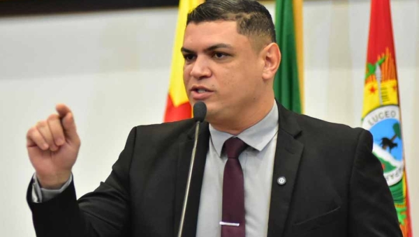 Tio Pablo apresenta PDL para barrar aumento da pauta do boi no Acre: “favorece grandes e massacra os pequenos”