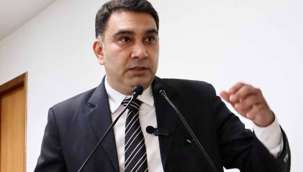 Vereador Samir Bestene propõe redução de IPTU para imóveis residenciais com uso comercial em Rio Branco