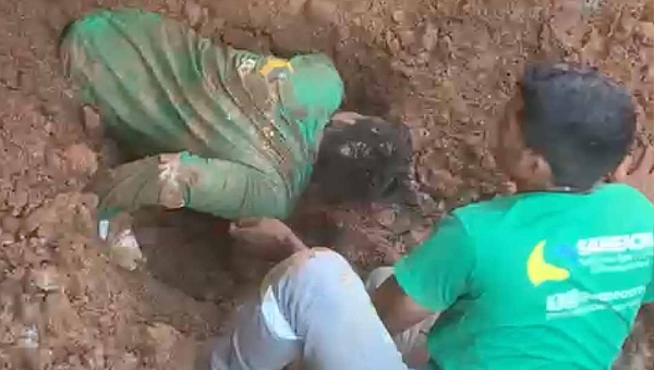 Trabalhador sobrevive a soterramento em obra da Saneacre; vítima realizava serviço de manutenção