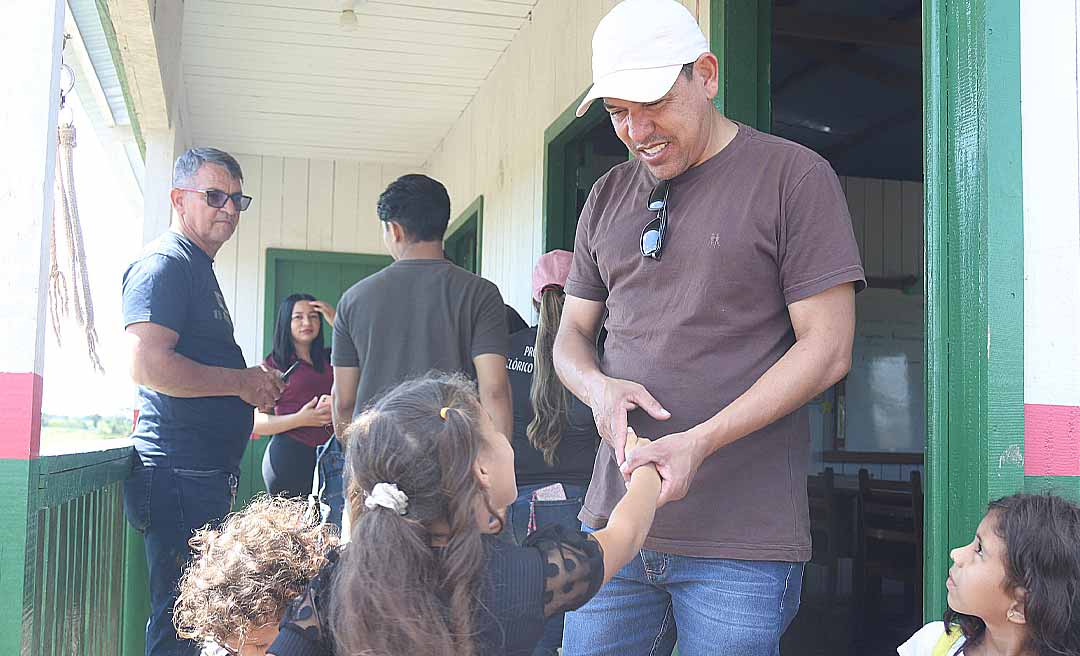 Prefeitura de Assis Brasil inaugura Escola Recife no Ramal do Recife