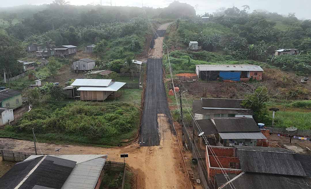 Governo intensifica Operação Verão e realiza serviços em ruas e ramais de Assis Brasil