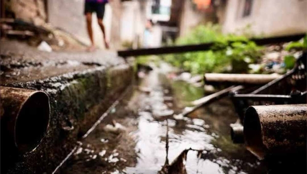 63,27% dos domicílios acreanos não estão conectados à rede de esgoto, alerta IBGE