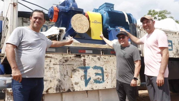 Prefeitura de Rio Branco entrega novas bombas para reforçar captação na ETA II: “Garantir fornecimento contínuo de água pelos próximos dez anos”