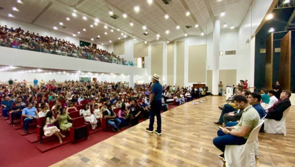 Bocalom dá posse a 386 novos servidores efetivos nas áreas de Saúde, Educação e Assistência Social: “Um passo importante para a melhoria dos serviços públicos”