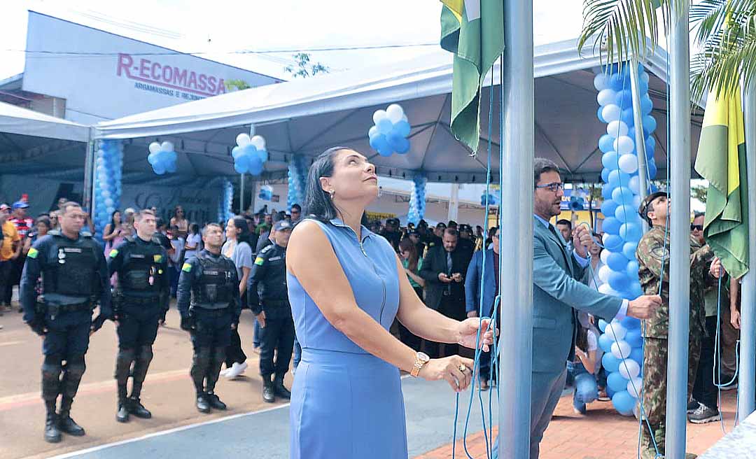 Ao lado de Gladson Cameli, Rosana Gomes celebra conquistas nos 49 anos de Senador Guiomard