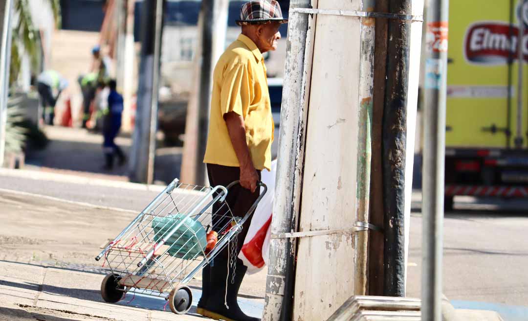INSS notifica 100 mil aposentados no Acre após suspeitas de descontos indevidos em benefícios