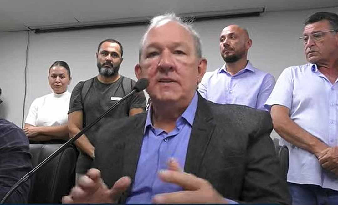 Na Aleac, Calixto pede cautela aos sindicatos e diz: ‘não cabe dentro do orçamento do Estado dois ou três planos’