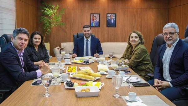 TCE-AC e Aleac assinam termo de cooperação para fortalecer a fiscalização e promover eficiência na administração pública