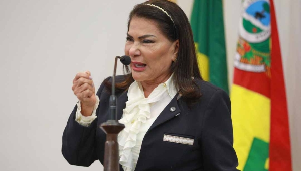 “Eu estou de luto pelas vidas que vão por falta de sentimento cristão”, diz Antônia Sales ao falar sobre morte de criança e de dona de casa