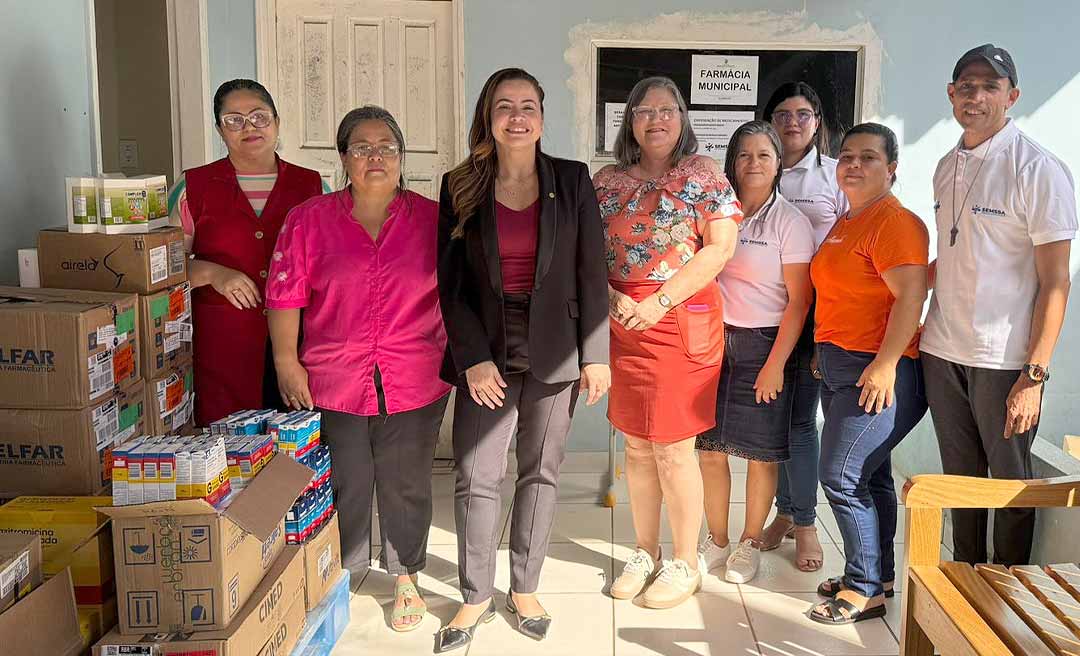 Plácido de Castro recebe medicamentos fruto de emenda da deputada Dra. Michele Melo
