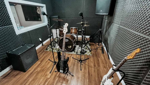 Como montar um estúdio musical simples: Dicas essenciais para Iniciantes