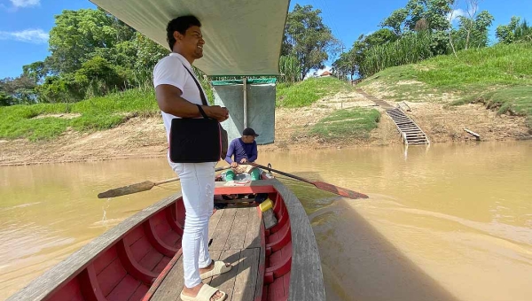 Catraieiros do Porto do Quinze: Travessia na curva do “Rabo da Besta” resiste ao tempo; um elo entre o passado e o presente