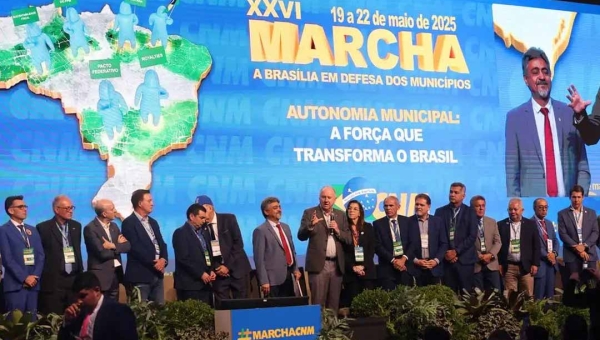 Prefeitos encerram Marcha a Brasília com apelo por PEC que visa reequilibrar finanças municipais